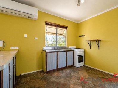 89 Gunners Lane, West End WA 6530