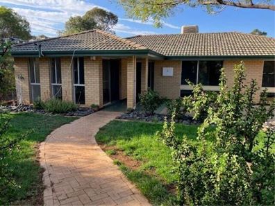 1 Elliott Place, Lamington WA 6430