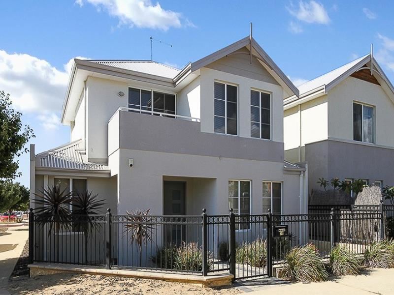 32 Gaudi Way, Clarkson WA 6030