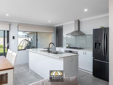 12 Dresden Road, Dalyellup WA 6230