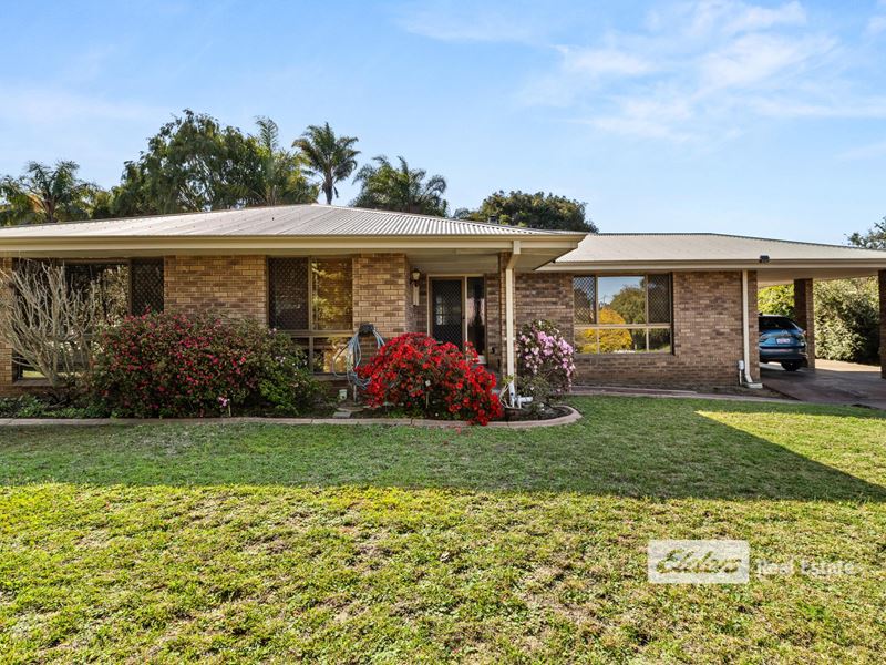 17 Alexander  Street, Allanson WA 6225