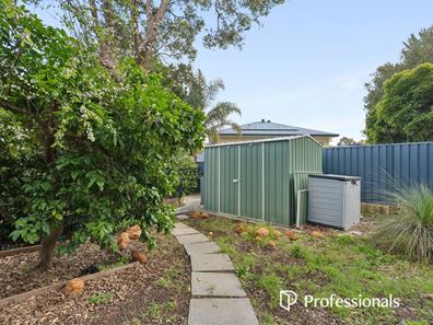 25 Peoples Avenue, Gooseberry Hill WA 6076