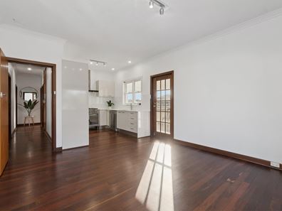 48 Langley Road, Embleton WA 6062