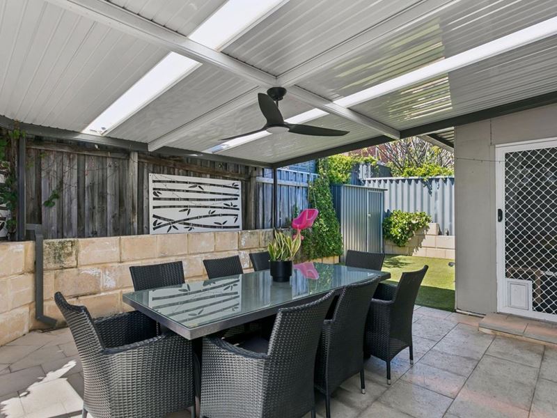 90 Duke Street, Scarborough WA 6019