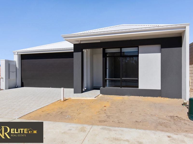 19 Pepperbush Crescent, Piara Waters WA 6112