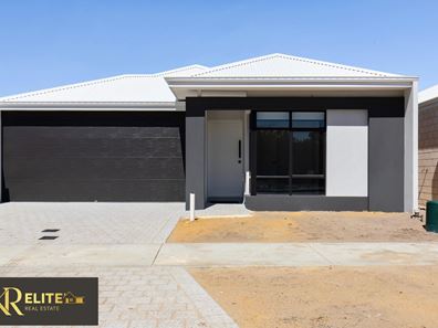19 Pepperbush Crescent, Piara Waters WA 6112