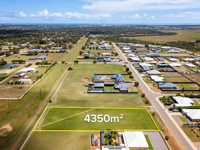 48 Dorset Drive, Deepdale WA 6532