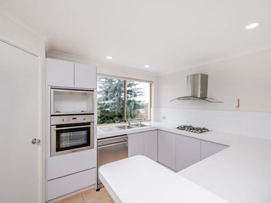 7B Trout Court, Sorrento WA 6020