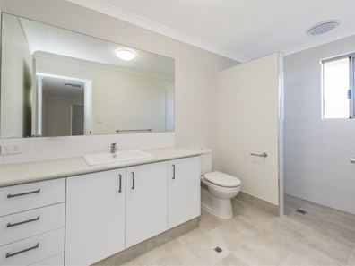19 Moonee Street, Lakelands WA 6180