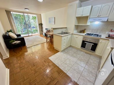 7/160 Mill Point Road, South Perth WA 6151