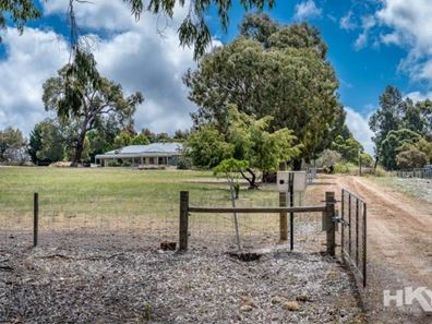 236 Ayrshire Loop, Lower Chittering WA 6084