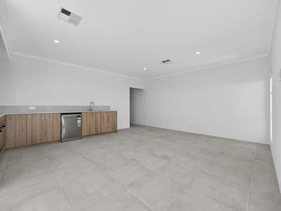 28 Bluevale Way, Yanchep WA 6035