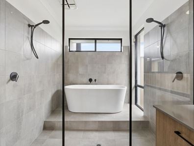 10 Chrysler Approach, Yanchep WA 6035