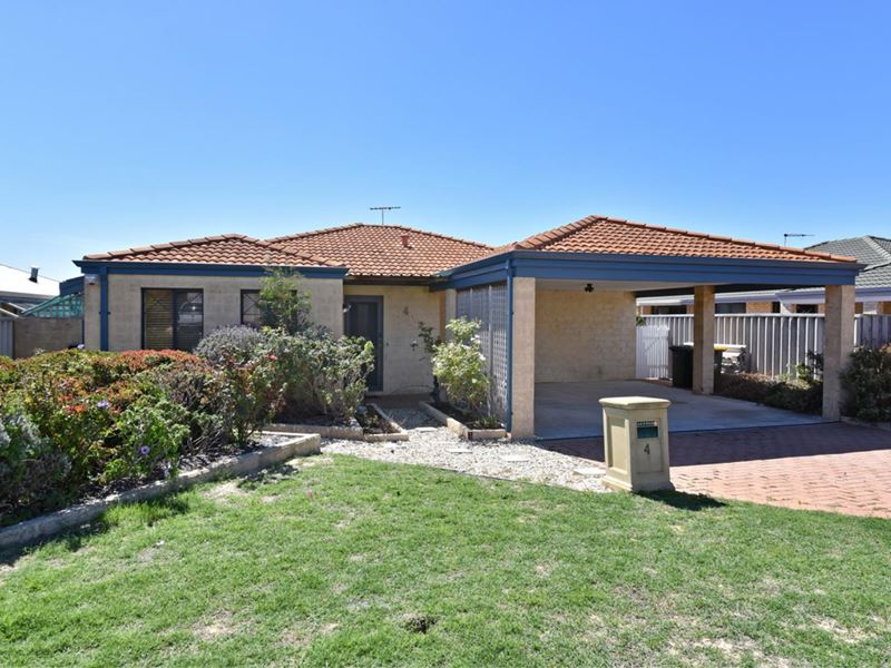 4 Rover Court, Quinns Rocks