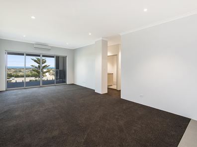 Unit 7 / 49 Palisades Boulevard, Secret Harbour WA 6173