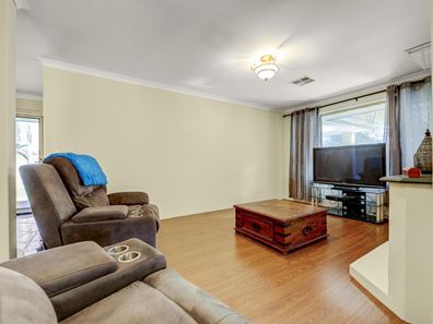 10 Breton Court, Ballajura WA 6066