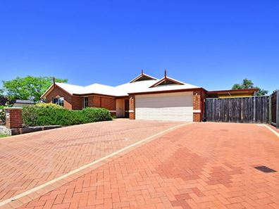 10 Clio Lane, Ellenbrook WA 6069