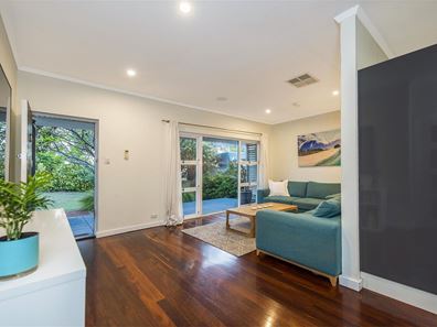 17 Mullings Way, Myaree WA 6154