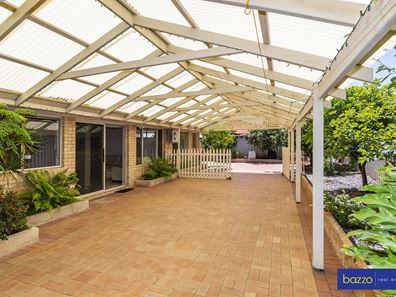 10 Huntingdon Mews, Ballajura WA 6066