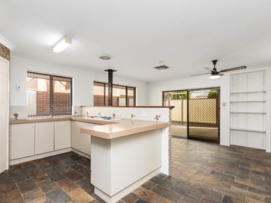 1/15 Morgan Street, Cannington WA 6107