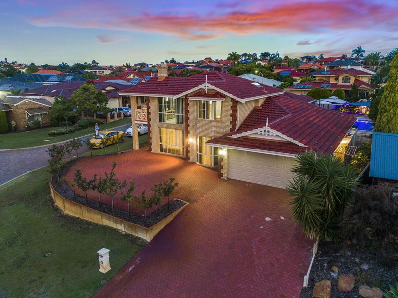 34 Southpointe Crescent, Ballajura WA 6066