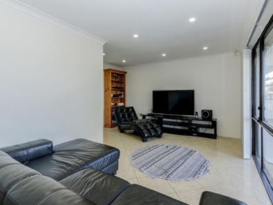 24 Salween Place, Beechboro WA 6063