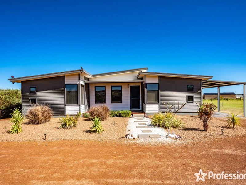 42 Wittenoom Circle, White Peak