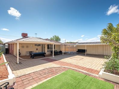 50 Girrawheen Avenue, Girrawheen WA 6064