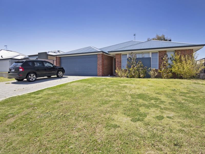 28 Highland Crescent, Meadow Springs