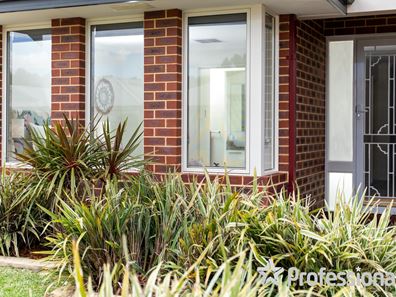 5 Kennick Street, Aveley WA 6069