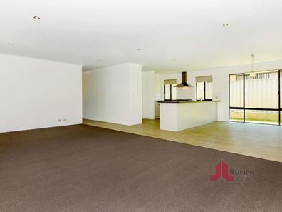 36 Mooralup Turn, Dalyellup WA 6230