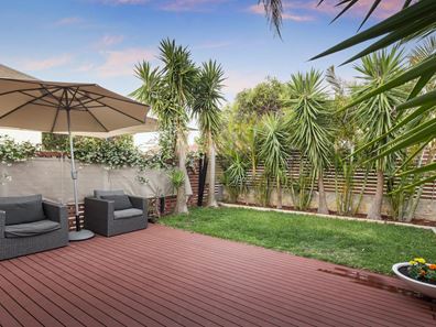 93 Duke Street, Scarborough WA 6019