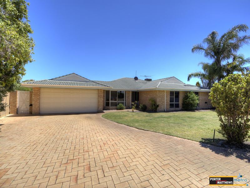 8 Ballaruk Grove, High Wycombe