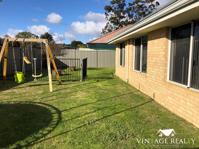 26 Colesbrook Drive, Byford WA 6122