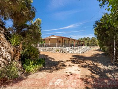 56 Gladstone Street, Cookernup WA 6219