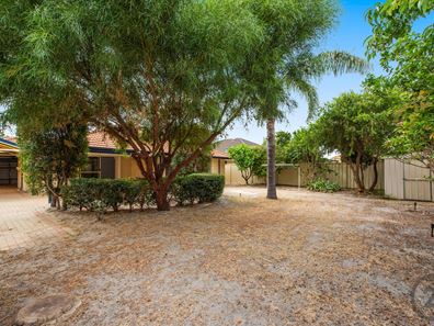 28 Ravendale Drive, Dudley Park WA 6210