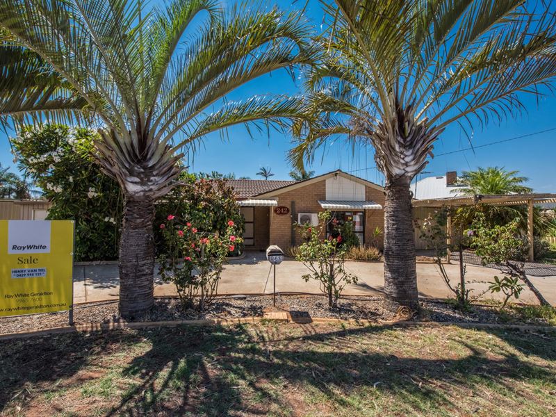 242 Flores Road, Spalding