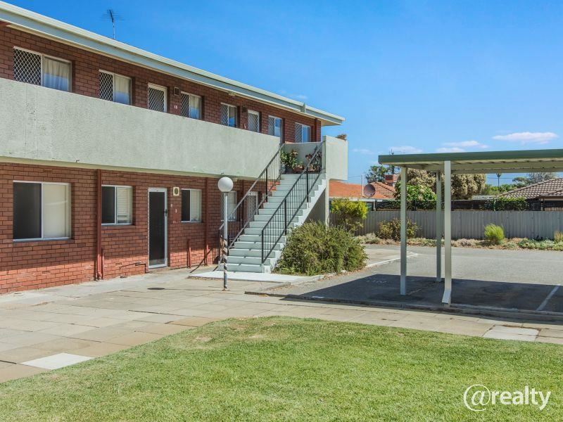 14/4 Minchinson Street, Shoalwater
