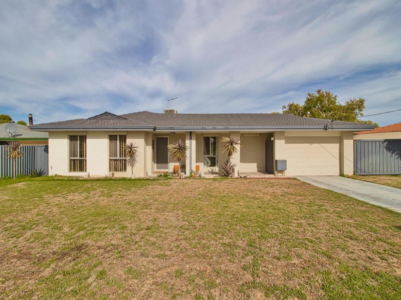 50 Breaden Drive, Cooloongup