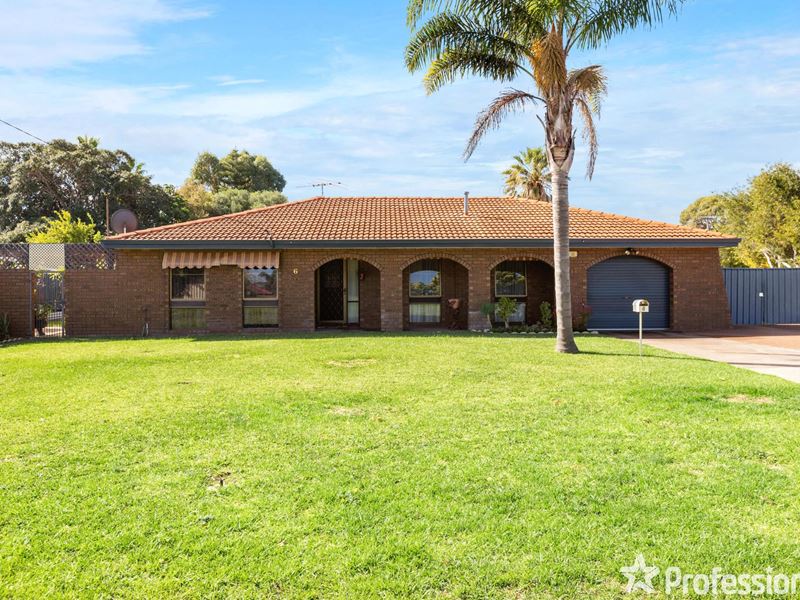 6 Knowle Way, Warnbro WA 6169