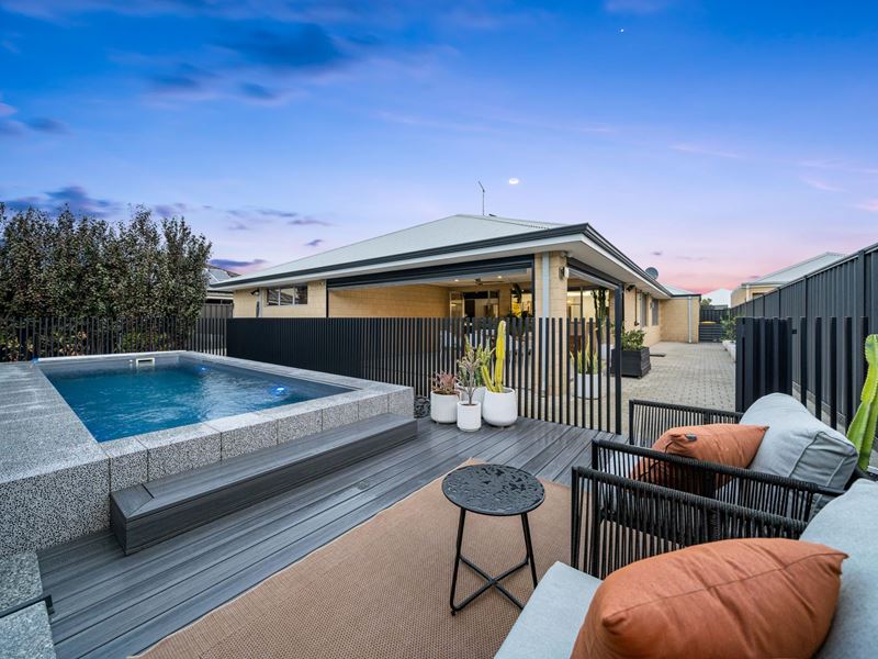 7 Lomandra Way, Hammond Park