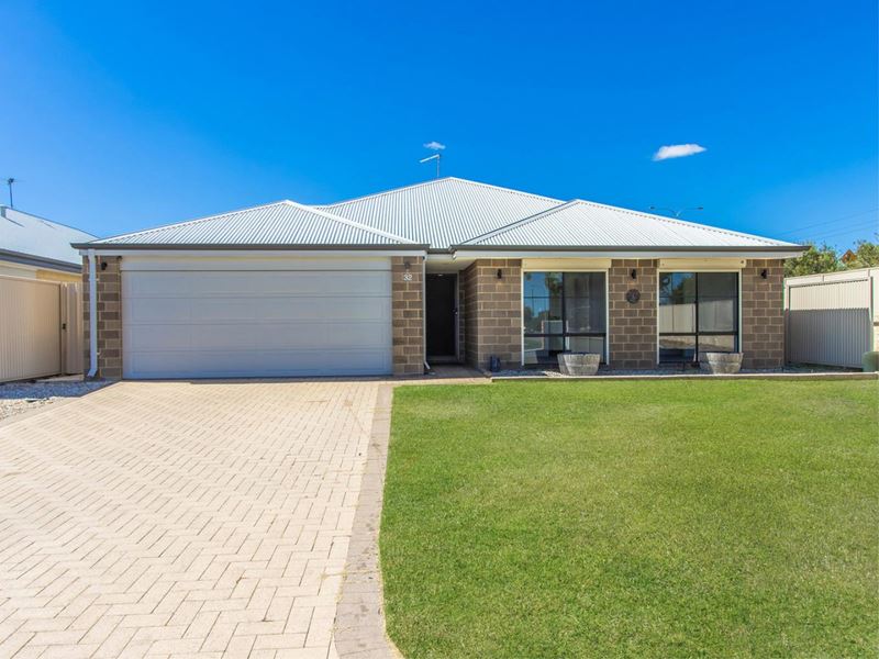 32 Sellafield Bend, Waikiki