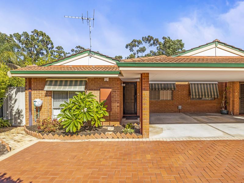4/7 Conifer Close, Ballajura