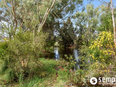 28 Dunn Close, Seville Grove WA 6112