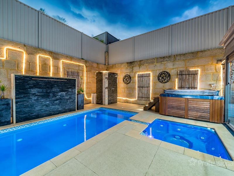4 Topsail Loop, Alkimos