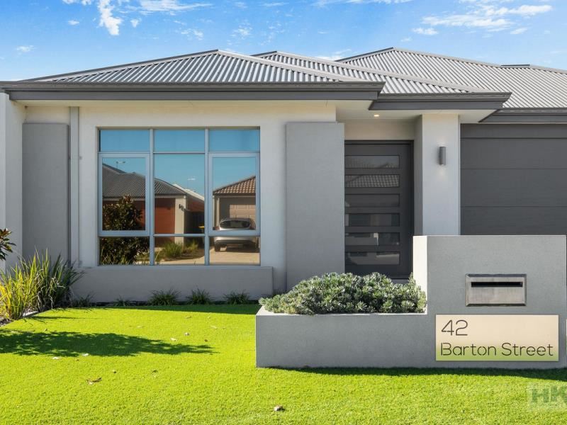 42 Barton Street, Aveley WA 6069