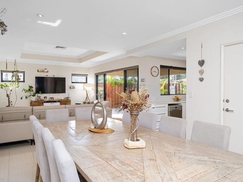 32A Thursley Way, Morley