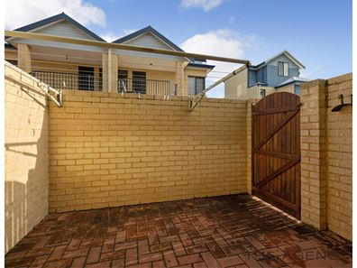 12 Shannon Road, Mandurah WA 6210