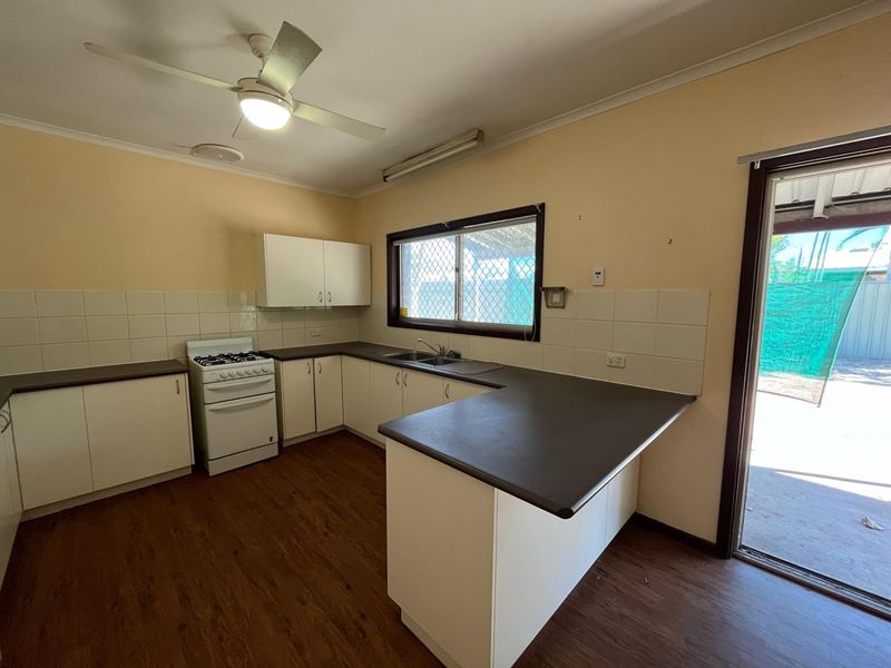 15 Sandalwood St, Kununurra WA 6743