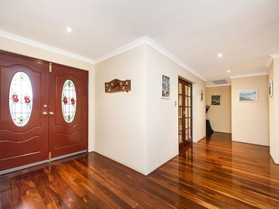 7 Beechwood Circle, Aveley WA 6069